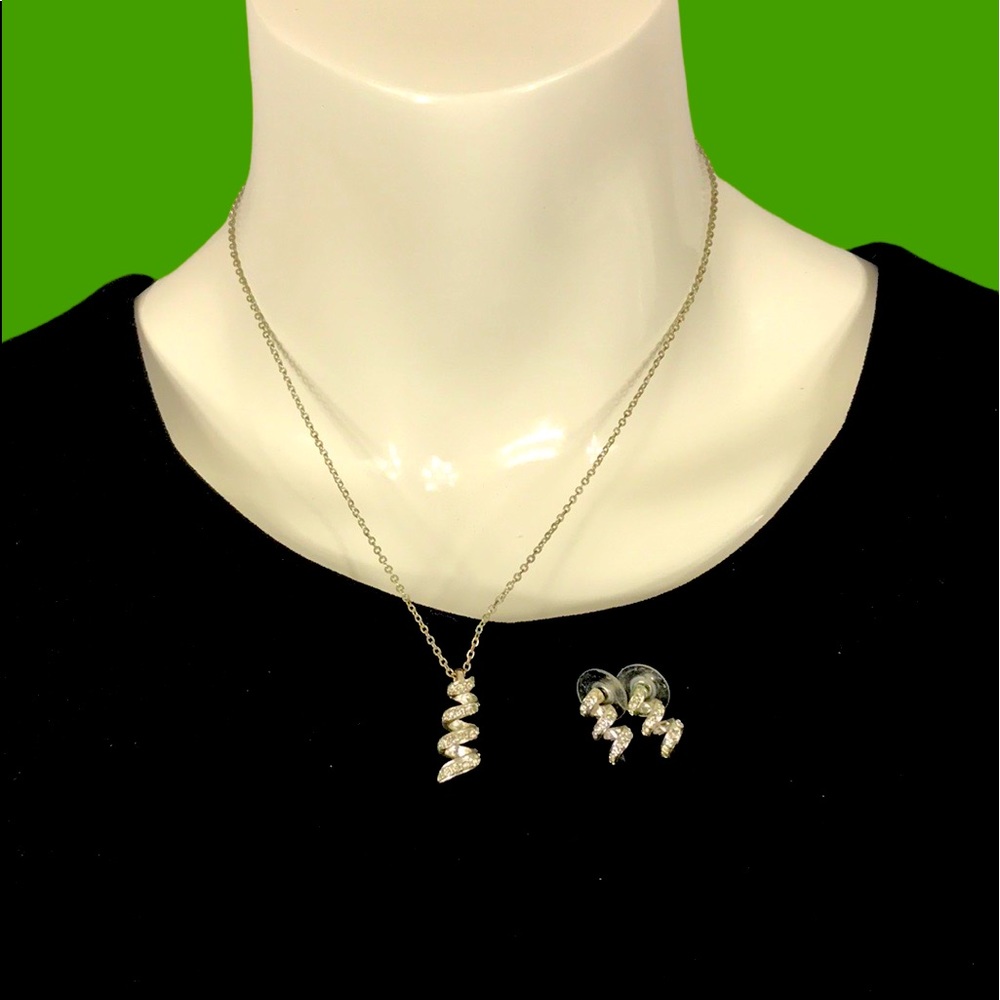 Necklace and Earrings Set